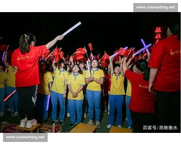 观众呐喊激荡全场热血瞬间 见证激情与梦想交汇的时刻 观众呐喊激荡全场热血瞬间 见证激情与梦想交汇的时刻